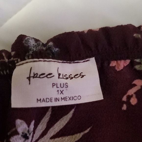 Free Kisses Floral Blouse - Burgundy and Blue. Off The Sholder - Picture 2 of 4